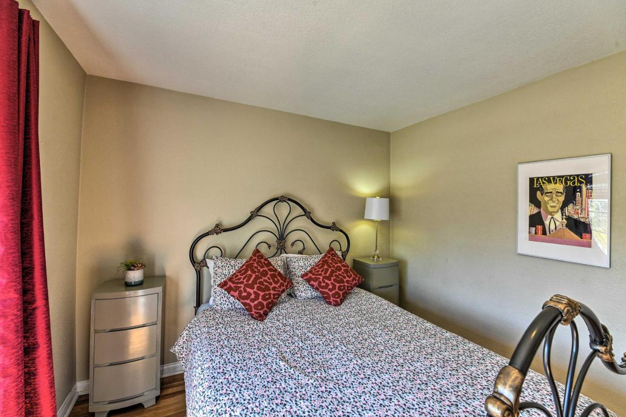 Vintage Downtown Vegas Retreat Less Than 3 Mi To Strip! Ferienhaus *